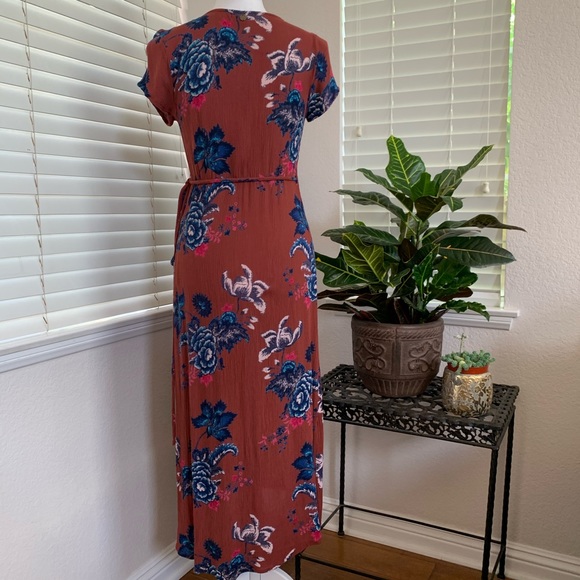 Billabong Red Floral Print Wrap Dress - Picture 3 of 10